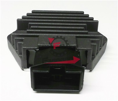 REGOLATORE TENSIONE HONDA SH125 01/4